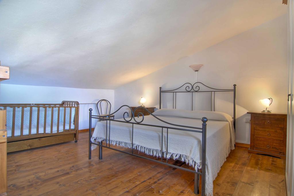 Il Rudere Apartment Gonnesa Ruang foto