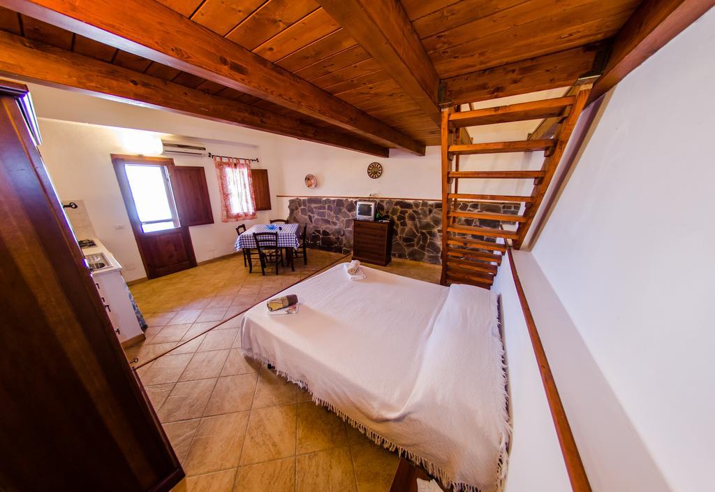 Il Rudere Apartment Gonnesa Bagian luar foto